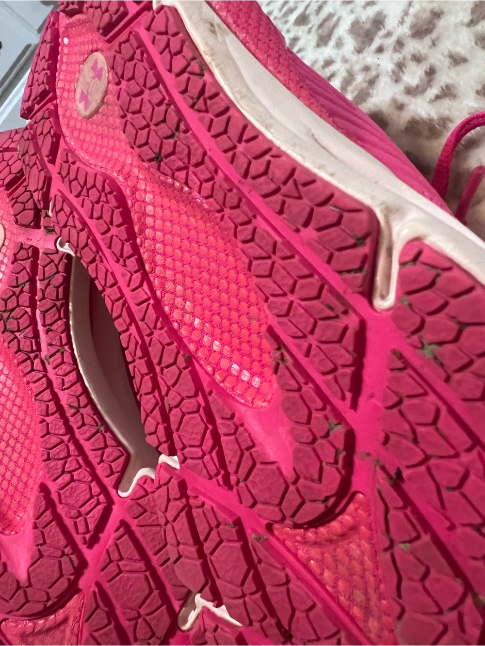 Under Armour HOVR Phantom 3 SE IntelliKnit Pink Running Shoes Women Size 9 - Picture 6 of 12